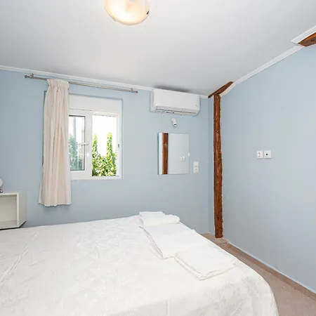 Marianna's And Aristidis' * Sívros