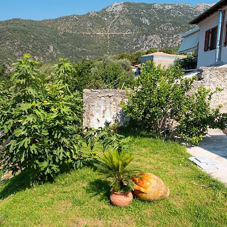 Apartment Marianna's And Aristidis' *